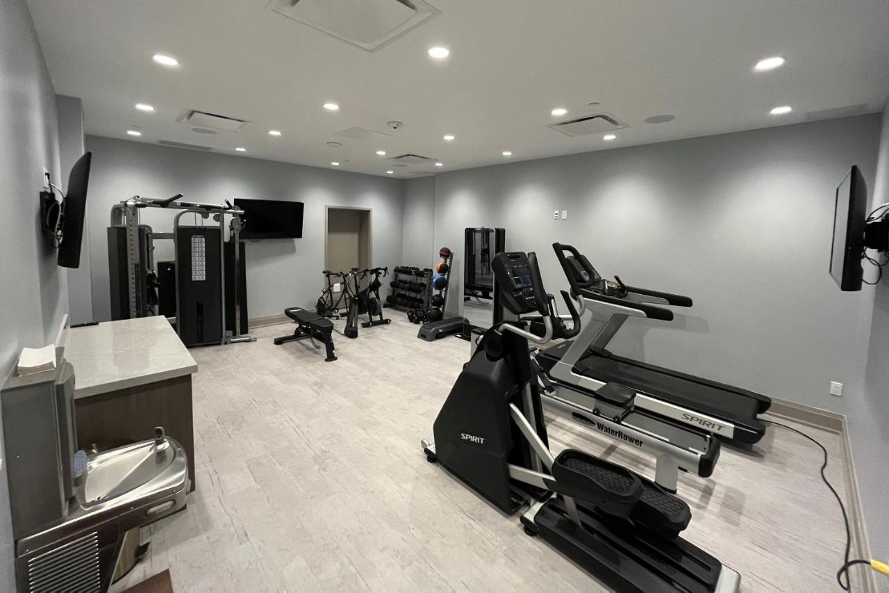 124 On Queen Hotel & Spa Niagara-on-the-Lake Ngoại thất bức ảnh The gym at the 2019 World Championships