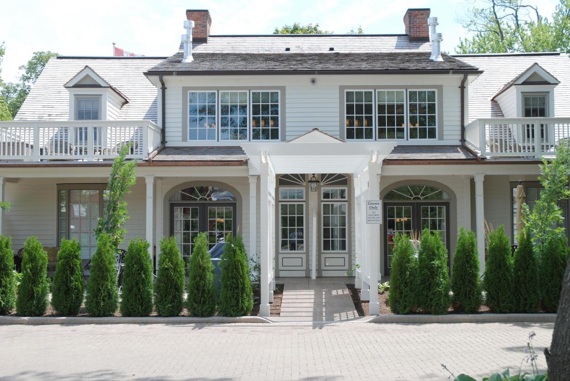 124 On Queen Hotel & Spa Niagara-on-the-Lake Ngoại thất bức ảnh The house of the first American president, George Washington, in Mount Vernon, Virginia